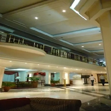 Grand Bayar Szálloda 3*