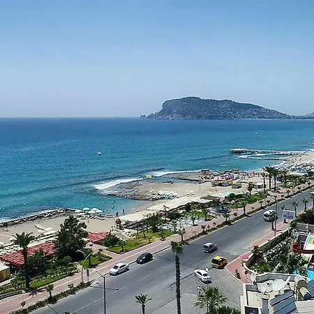 Szálloda Grand Bayar